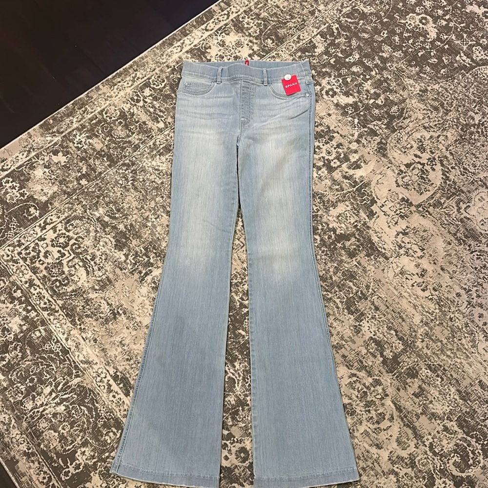 Spanx pulling flare jeans Medium Tall